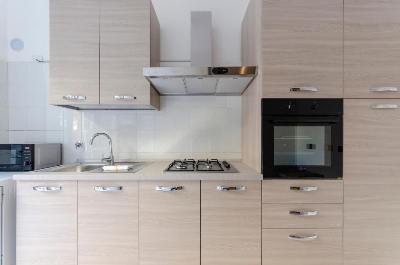 Altido Modern Flat For 6 In The Heart Of Genova Foce Apartman Kültér fotó