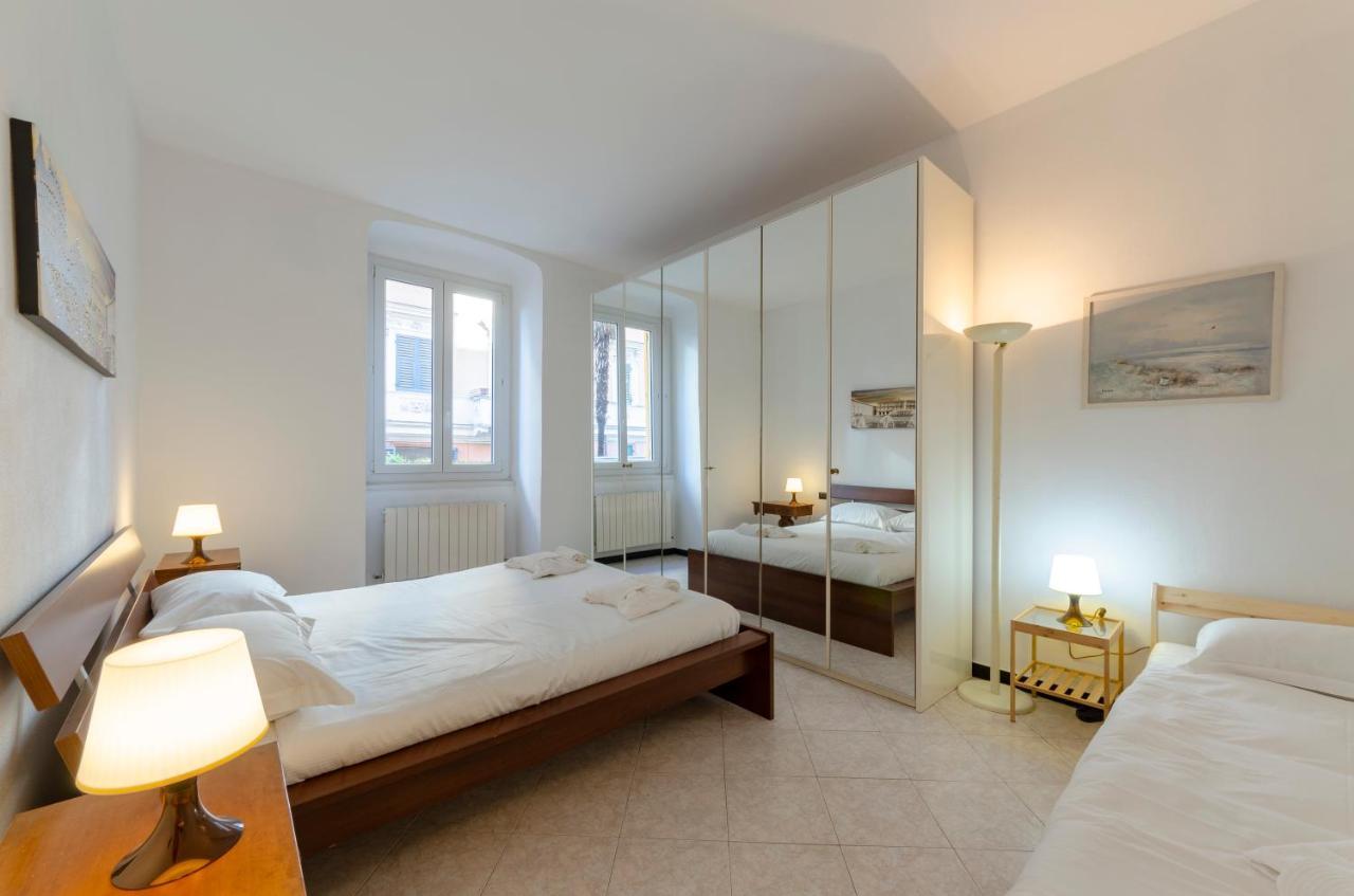 Altido Modern Flat For 6 In The Heart Of Genova Foce Apartman Kültér fotó